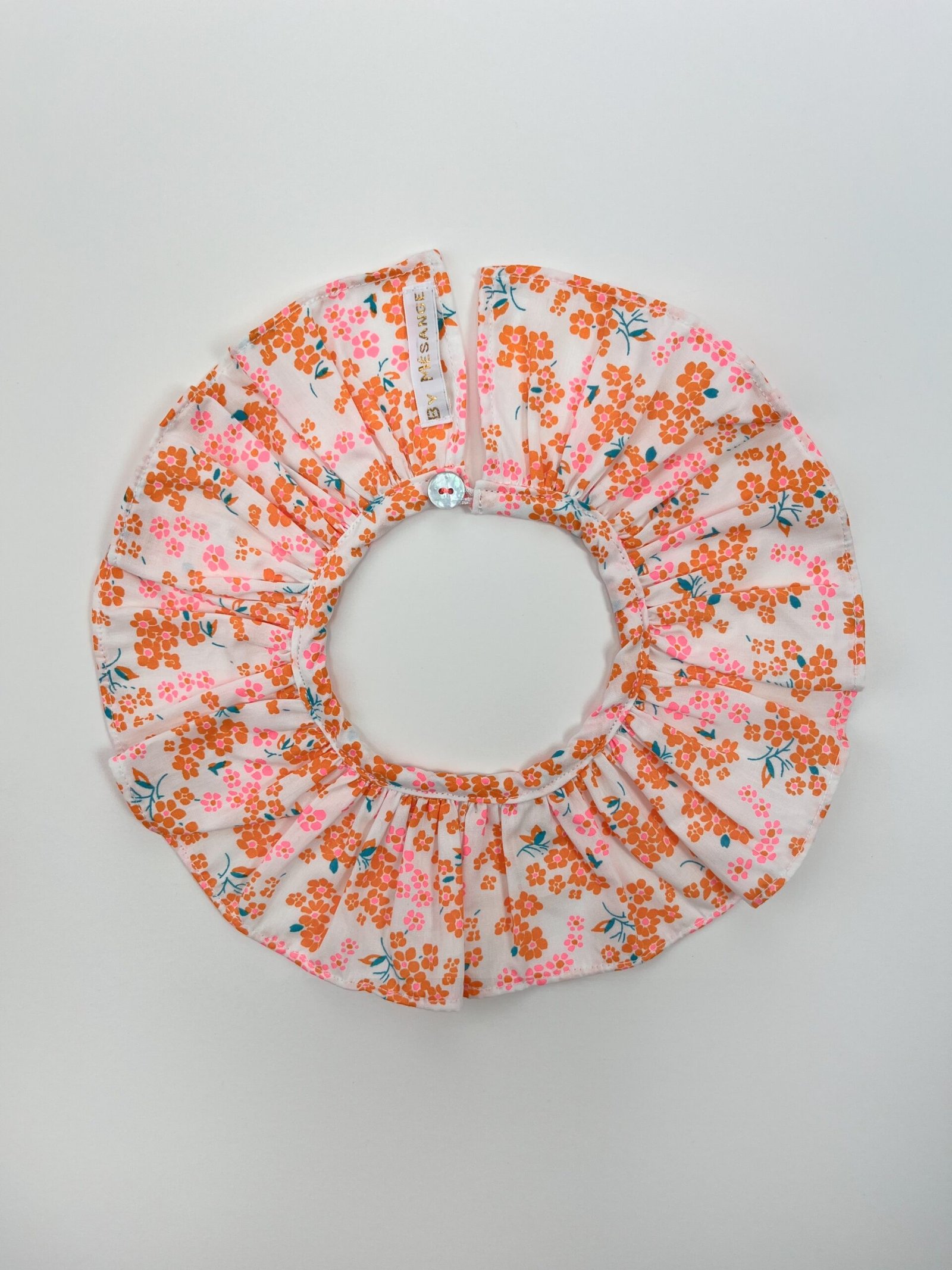 Capucine fleurs fluo – col amovible tissu floral orange rose fluo – By Mésange fait main France