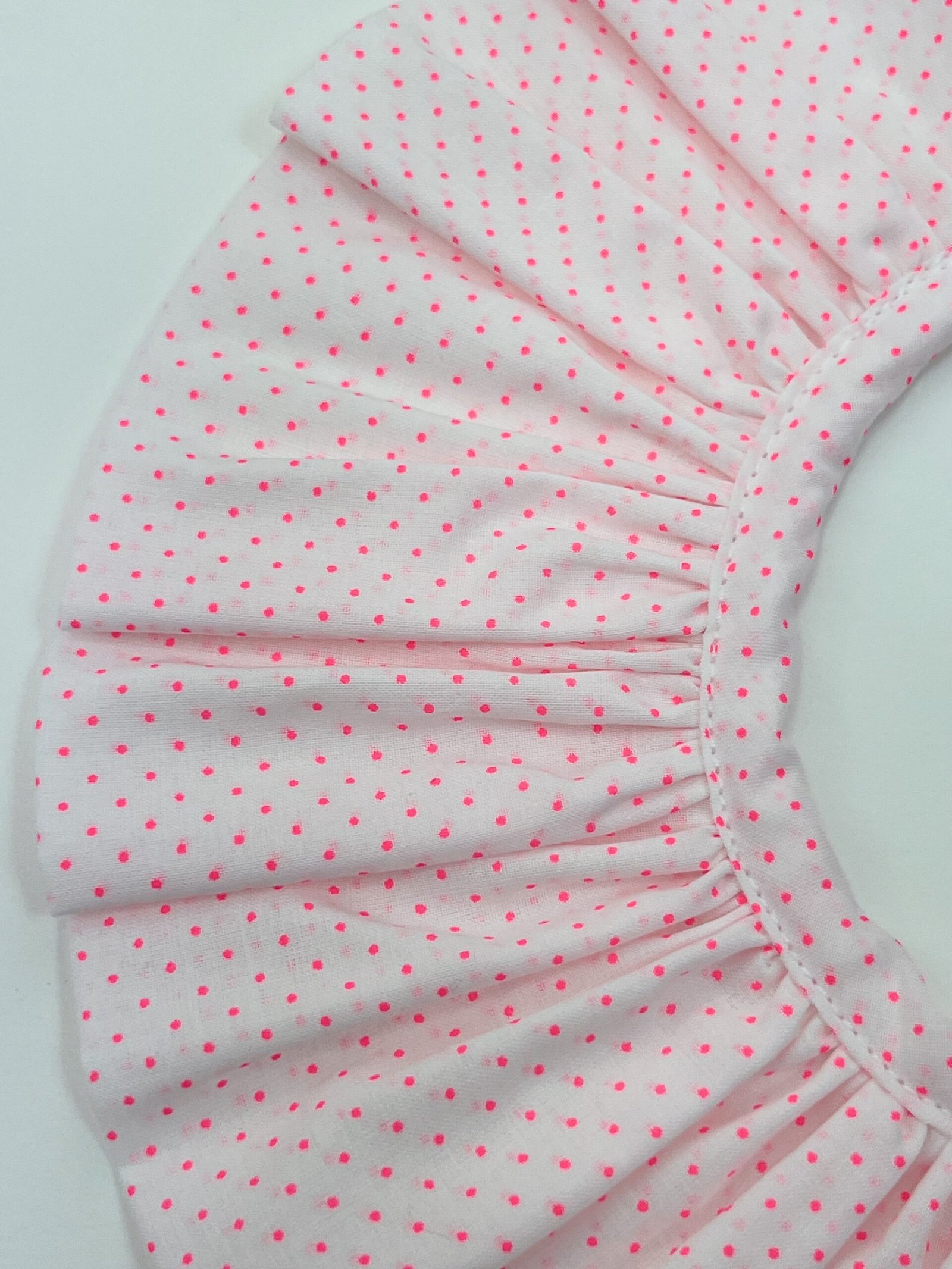 Capucine pois rose fluo – col amovible volanté coton blanc pois rose fluo – By Mésange fait main France