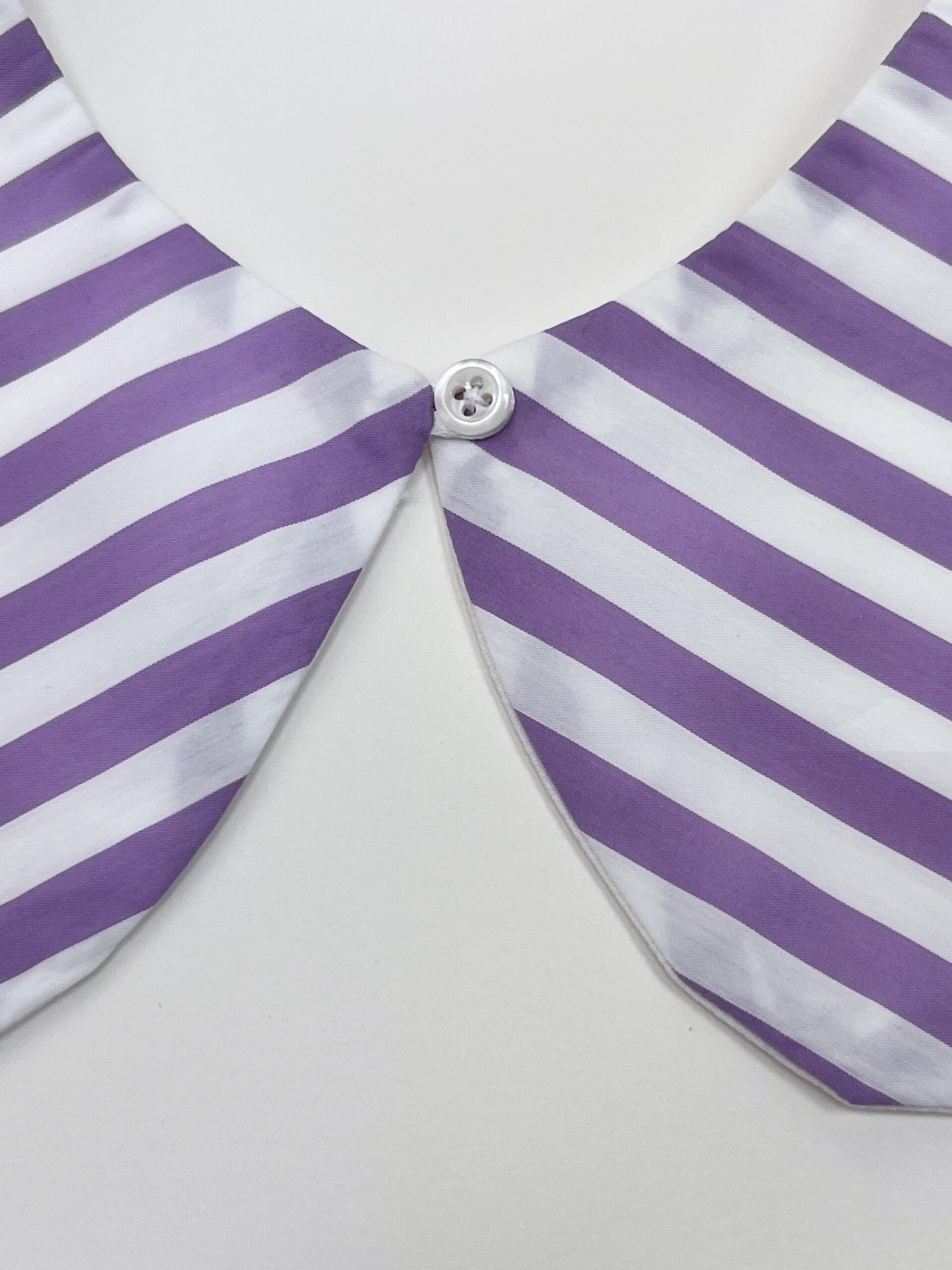 Iris – col claudine amovible réversible popeline coton, lignes lilas et blanc – By Mésange fait main France
